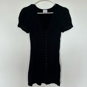 Aritzia / Sunday Best Black Dress